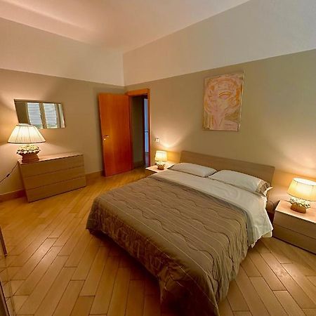 Nobile Dimora Apartment Naples Luaran gambar