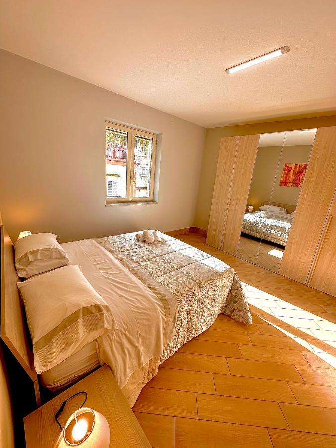 Nobile Dimora Apartment Naples Luaran gambar