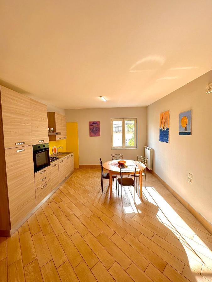 Nobile Dimora Apartment Naples Luaran gambar